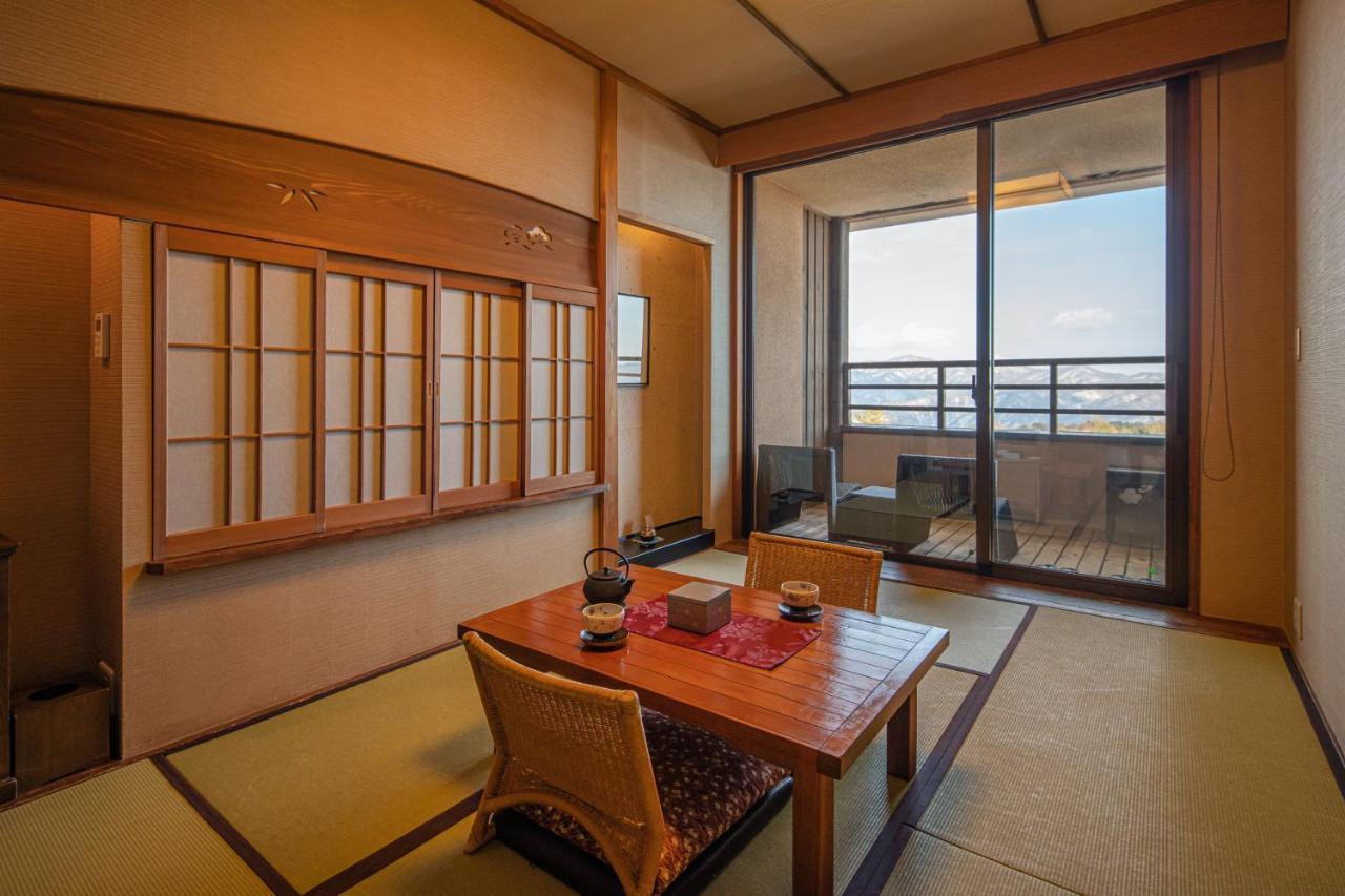Tokinoniwa Hotel Kusatsu  Exterior foto